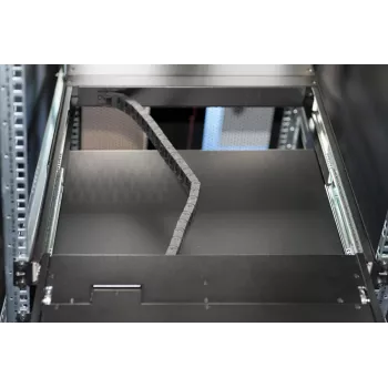 DIGITUS αρθρωτή κονσόλα TFT 43,2 cm (17 ίντσες) με 1-Port KVM, RAL 9005 μαύρο Qwertzu γερμανικό