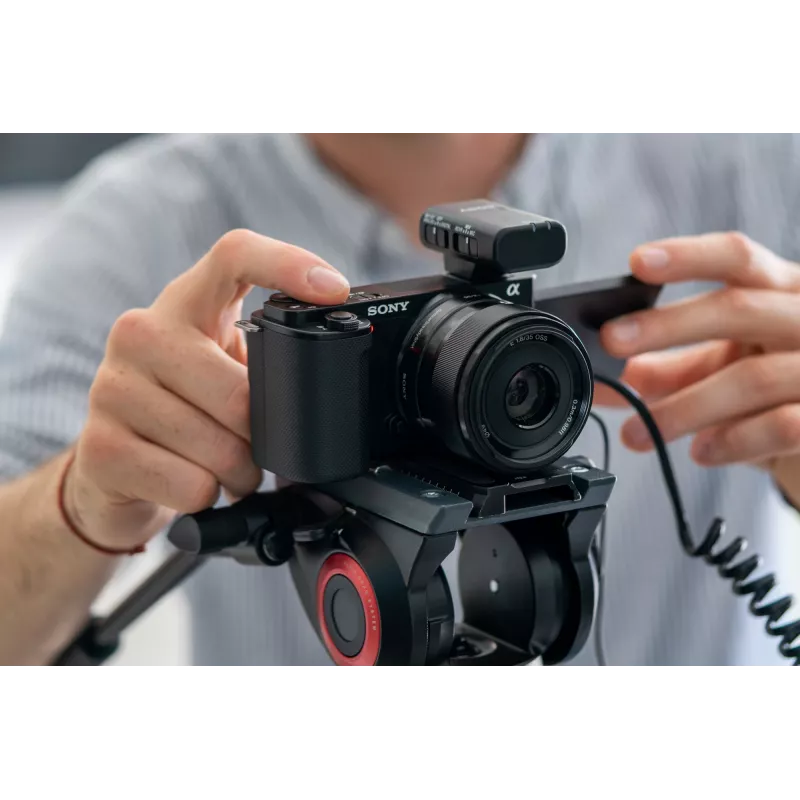 Sony α ZV-E10L MILC 24.2 MP CMOS 6000 x 4000 Pixel Μαύρο