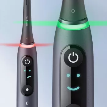 Oral-B iO ηλεκτρική οδοντόβουρτσα ενηλίκων περιστροφική οδοντόβουρτσα μαύρη