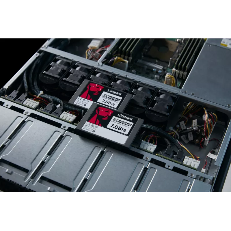 SSD Kingston Technology 7680G 7,68 TB 2,5 ίντσες SATA SEDC600ME/7680G
