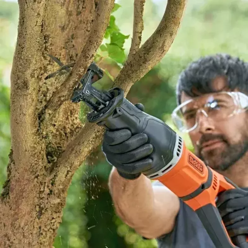 Σπαθοσέγα Black & Decker BES301