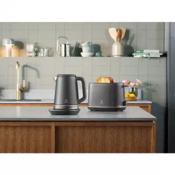 Electrolux E7K16BP βραστήρας 1,7 l 2400 W μαύρο, χαλκό