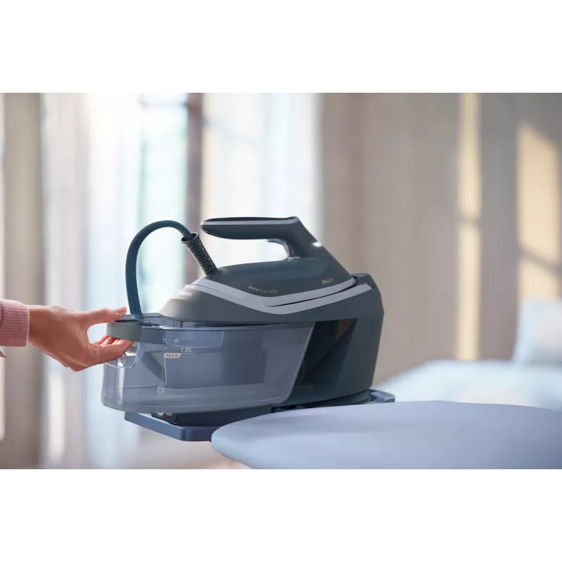 Philips Σειρά 6000 Σταθμός ατμού PSG6042/20 2400 W 1,8 L SteamGlide Advanced Μπλε