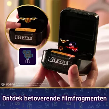 Wizarding World Harry Potter, Bitzee Διαδραστικό παιχνίδι με 20 χαρακτήρες, ιδανικό για πασχαλινά δώρα, ψηφιακό κατοικίδιο που αντιδρά σε σύρσιμο, κλίση και πάτημα