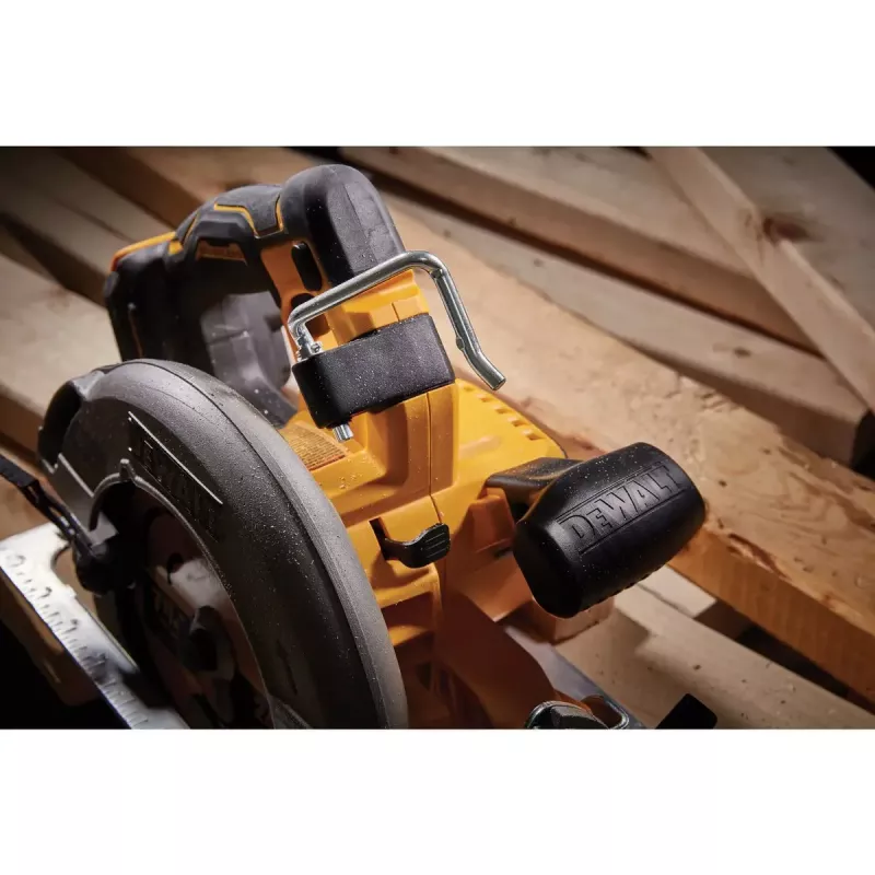 Φορητό δισκοπρίονο DeWALT DCS573NT-XJ