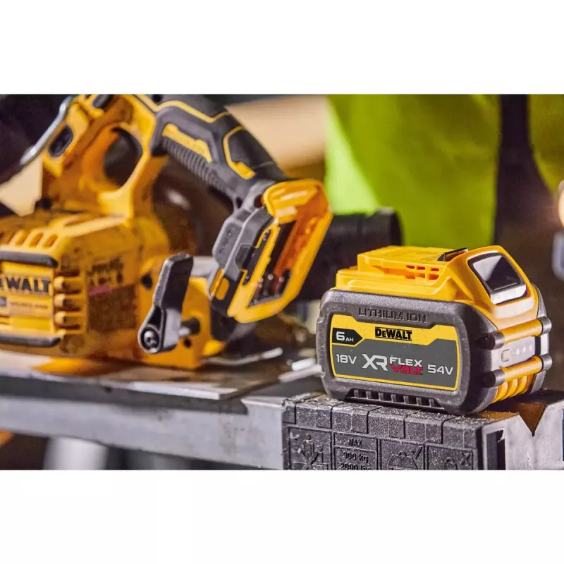 Φορητό δισκοπρίονο DeWALT DCS573NT-XJ