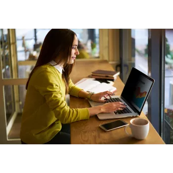 3M Bright Screen Privacy Filter για Apple® MacBook Pro® 16 M1-M4, 16:10, BPNAP005