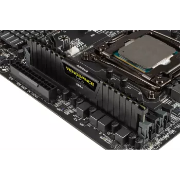 Μνήμη CORSAIR 32GB DDR4 2666MHz κιτ 4 DIMM C16 Vengeance Low Profilex κιτ μνήμης