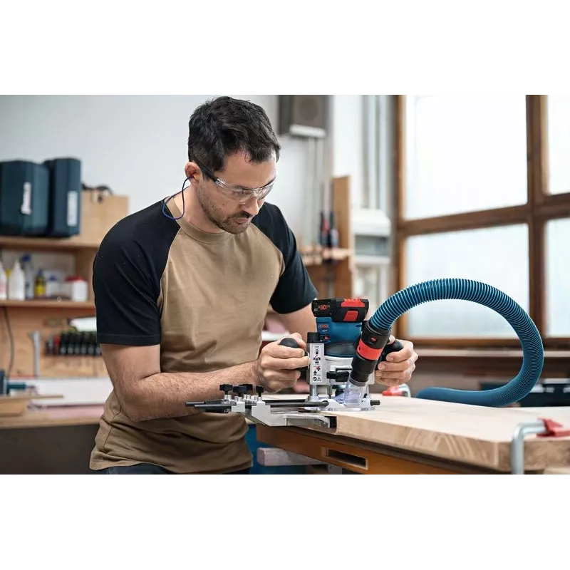 Bosch GKF 18V-8 μαύρο, μπλε 30000 RPM