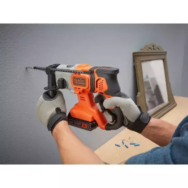 Δράπανο Black & Decker BCD900B-XJ