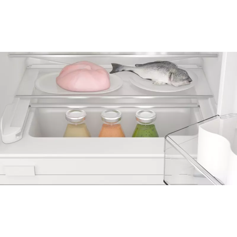 Bosch Serie 4 KUR21VFE0 ψυγείο εντοιχιζόμενο 134 L λευκό