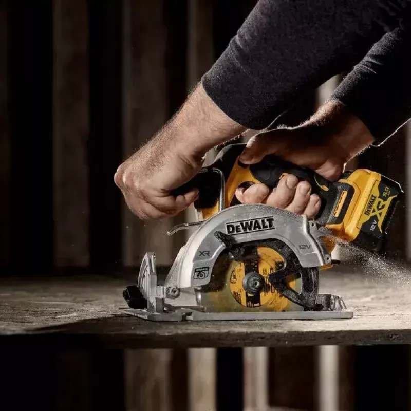 Δισκοπρίονο DeWALT DCS512P2-QW