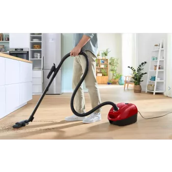 Σκούπα δαπέδου Bosch Serie 4 BGD38RD1H, 600 W, 4 L σακούλα, ξηρός καθαρισμός, κόκκινο
