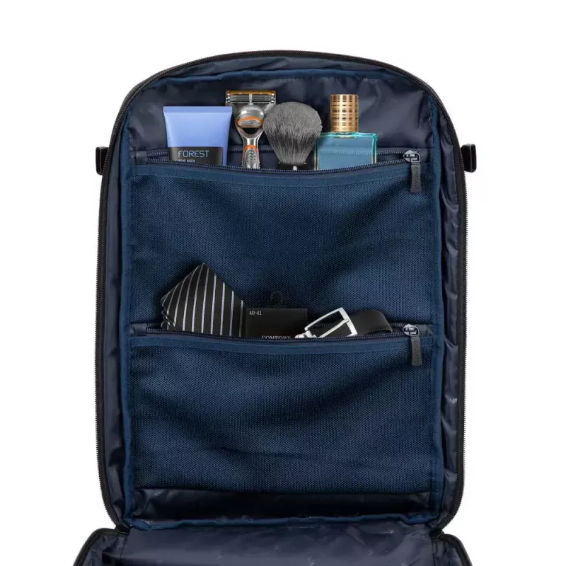 Σακίδιο Rivacase 8461 43,9 cm 17,3 ίντσες μαύρο 2 μπροστινές τσέπες