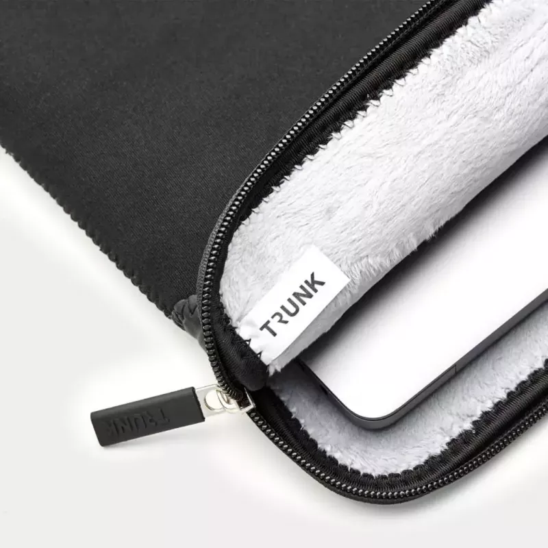 Trunk TR-ALSPRO14-BLK θήκη από νεοπρένιο για MacBook Pro 14" (35,6 cm), μαύρη