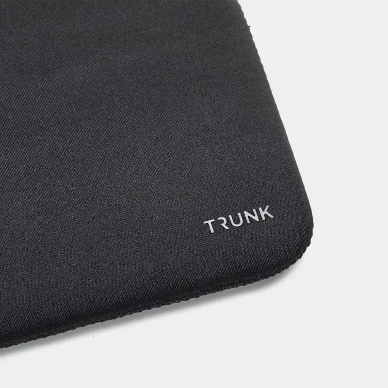 Trunk TR-ALSPRO14-BLK θήκη από νεοπρένιο για MacBook Pro 14" (35,6 cm), μαύρη