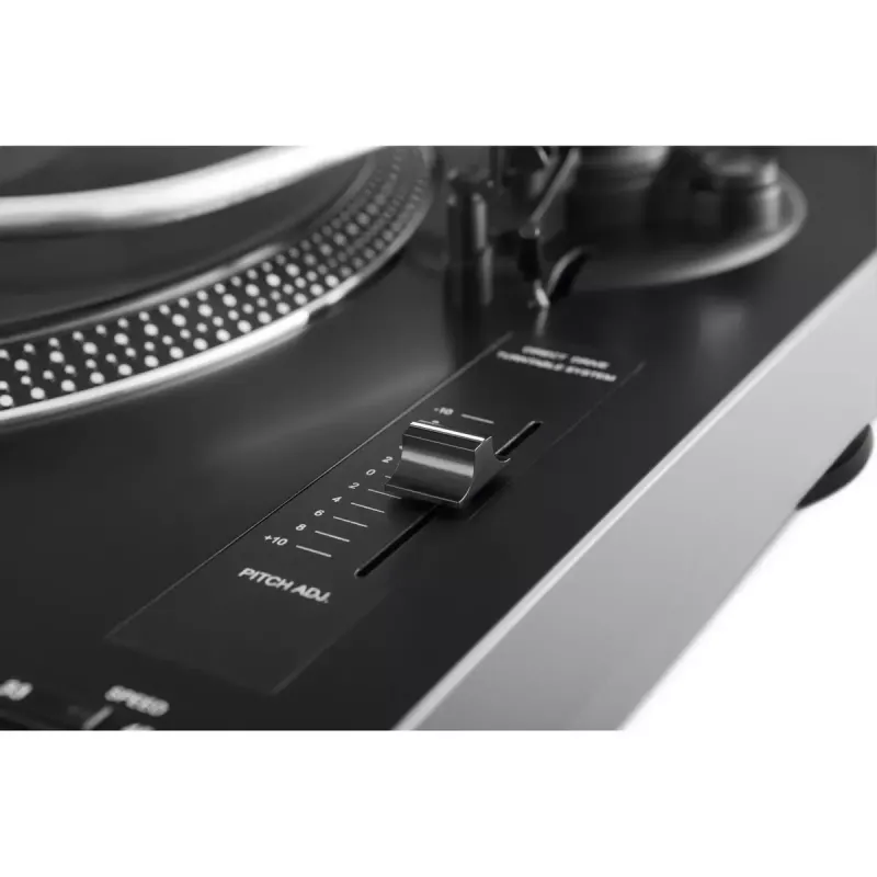 Πικάπ άμεσης κίνησης TechniSat TechniPlayer LP 300