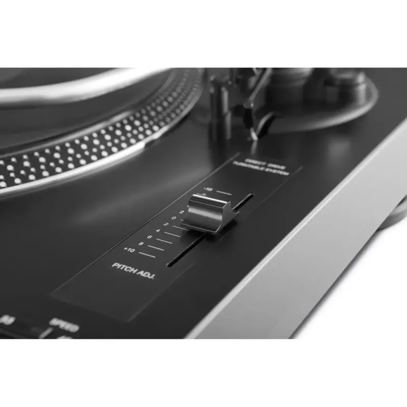 Πικάπ άμεσης κίνησης TechniSat TechniPlayer LP 300