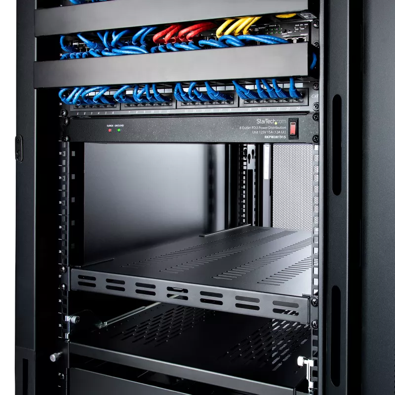 StarTech.com ADJSHELFHDV ρυθμιζόμενο αεριζόμενο ράφι 1U για rack διακομιστή, βαρέως τύπου, 150 kg, ρυθμιζόμενο βάθος τοποθέτησης 49,5–97,4 cm (19,5–38 ίντσες), 19 ιντσών, μαύρο