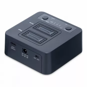 StarTech.com 1:1 M.2 NVMe Drive Duplicator, Standalone M.2 SSD Κλωνοποιητής/Αντιγραφέας έως 90 GB/min, USB 3.2 20 Gbit/s M.2 Dual-Bay Laufwerksdock, καλώδιο USB-C/A στη συσκευασία
