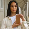 Θήκη folio dbramante1928 Lynge iPhone 14 Plus Tan 3 θήκες καρτών