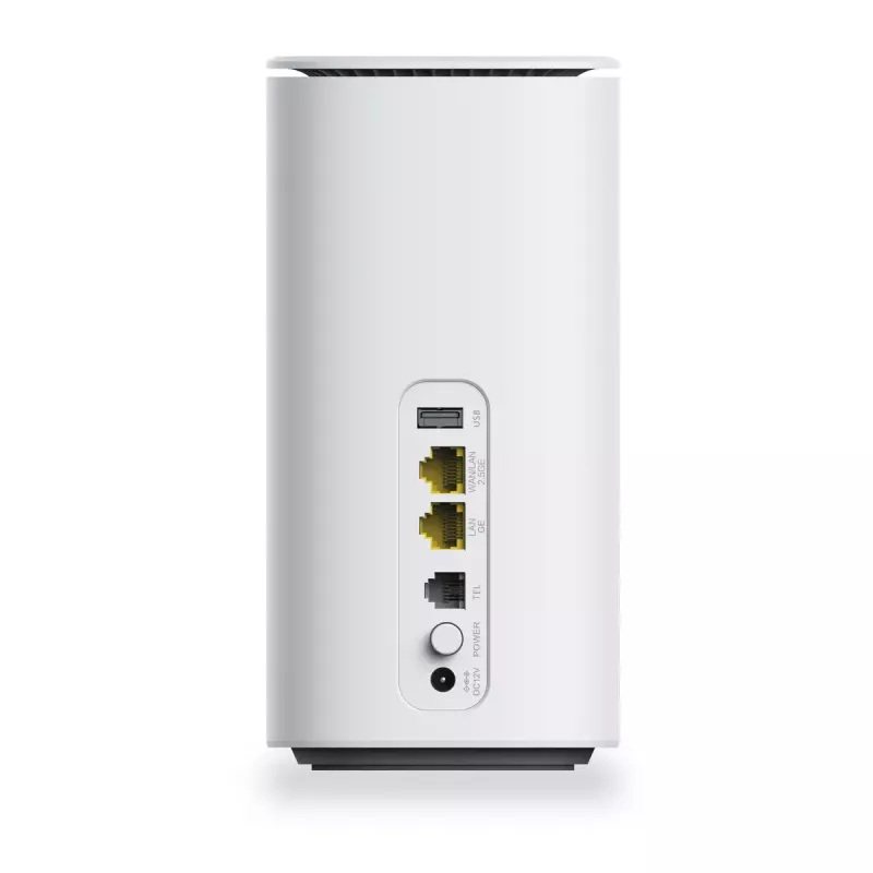 Router κινητής τηλεφωνίας Strong 5G Router AX3000 Wi-Fi 5