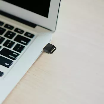 Προσαρμογέας LogiLink Bluetooth 5.0 USB 2.0 USB-A μαύρο εμβέλεια 10m