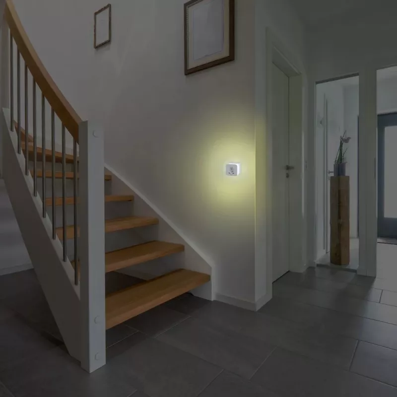 Φωτάκι νυκτός με πρίζα Hama 00223507 θερμό λευκό LED 3000K