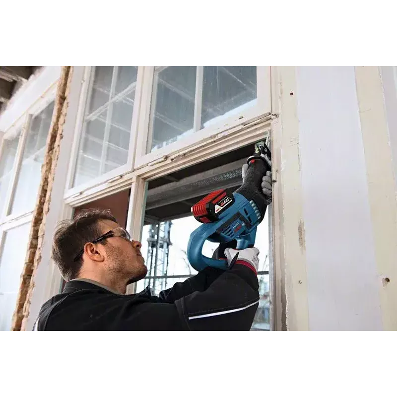 Πριόνι Bosch GSA 18V-32 Professional