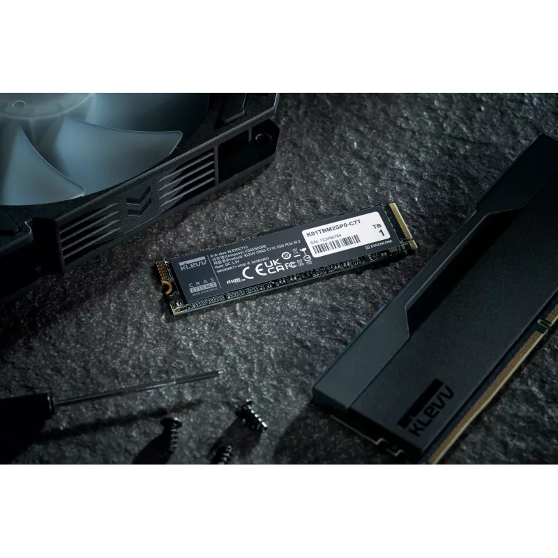 Μονάδα SSD KLEVV 1 TB M.2 2280 PCIe Gen3 NVMe K01TBM2SP0-C7T