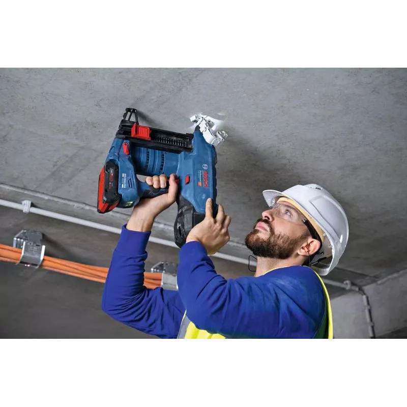 Καρφωτικό Bosch GNB 18V-40 με μπαταρία 18V ελαφρύ