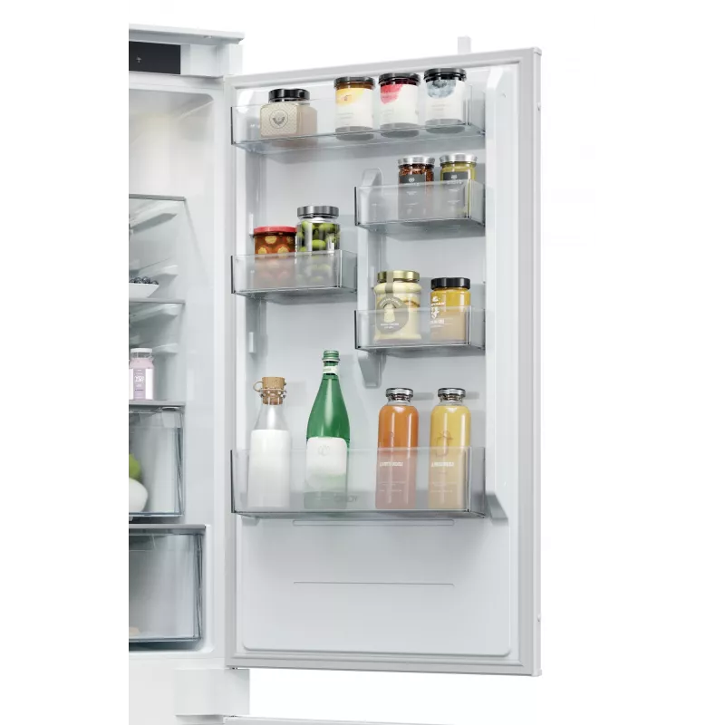 Candy CNBQT3518E Εντοιχιζόμενο ψυγείο 251 L