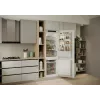 Candy CNBQT3518E Εντοιχιζόμενο ψυγείο 251 L