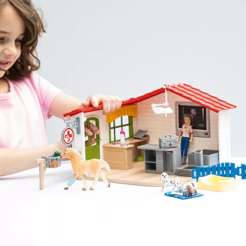 Κτηνιατρείο με ζώα Schleich 42502