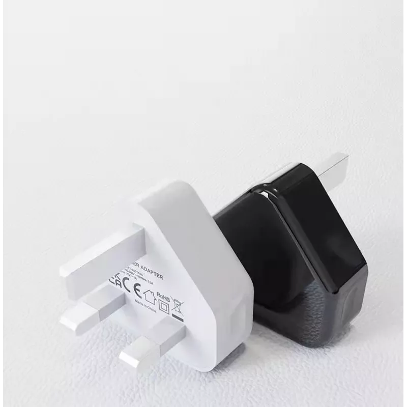 Φορητός φορτιστής CoreParts MBXUSB-AC0017 universal μαύρο AC εσωτερικού χώρου