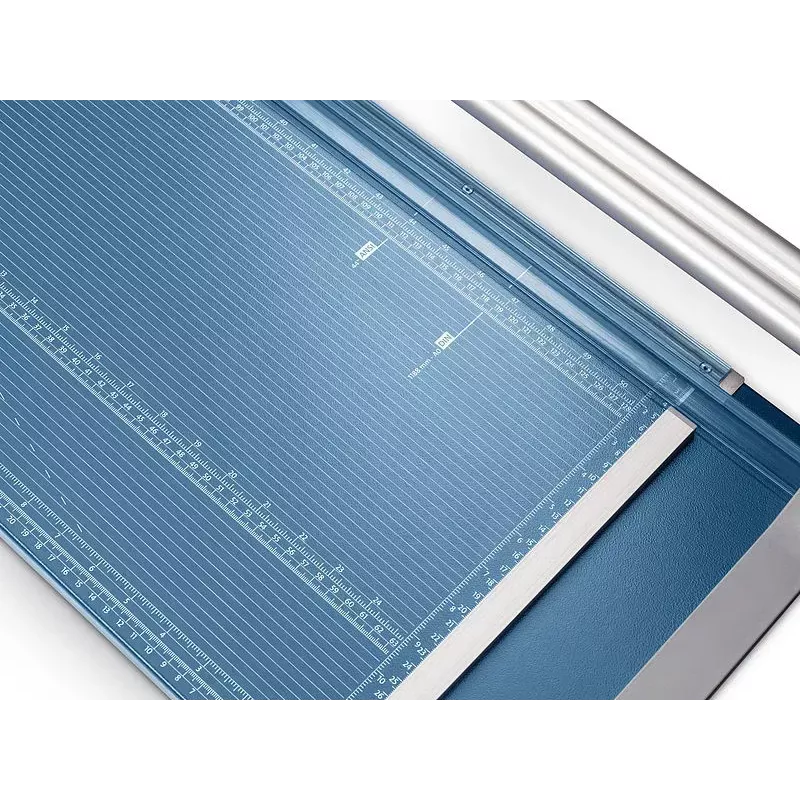 Dahle 558 Roll & Cut κόπτης ρολού, 1300 mm, A0, 7 φύλλα A4 80 g/m², αυτόματη πίεση