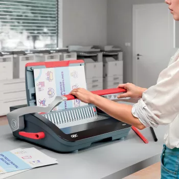 GBC CombBind® CB25 Χειροκίνητη μηχανή βιβλιοδεσίας, μηχανή βιβλιοδεσίας με χτένι, Χειροκίνητη, 390 φύλλα, Μαύρο, Κόκκινο