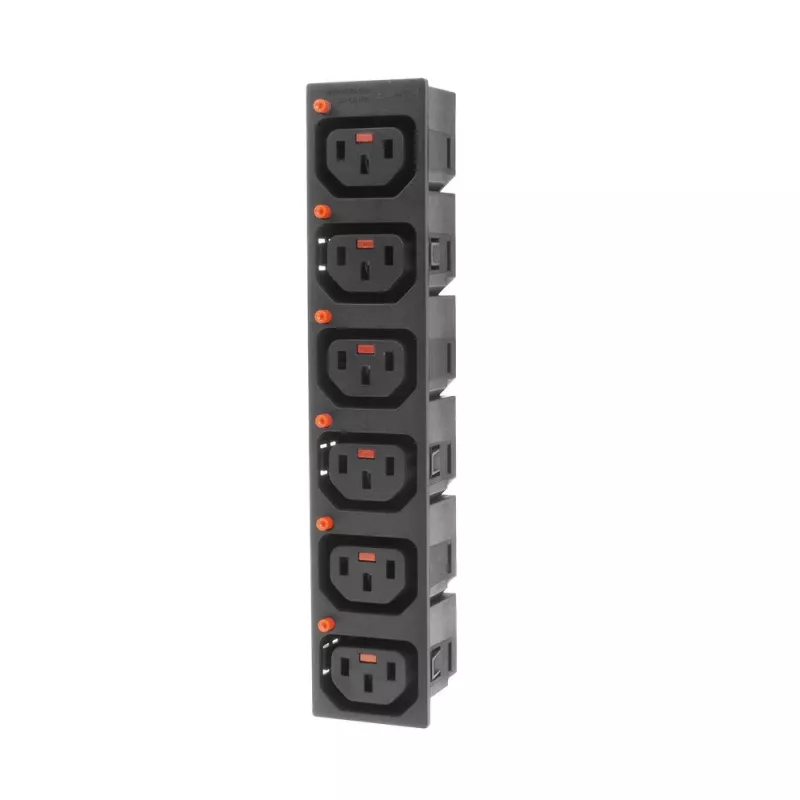 ACT C13 IEC Lock Net Entree (6x έξοδος) - μαύρο, PA135015BK6