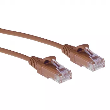 ACT καφέ 10 μέτρων LSZH U/UTP CAT6 Datacenter Slimline καλώδιο patch με προστασία γλωττίδας και βύσματα RJ45