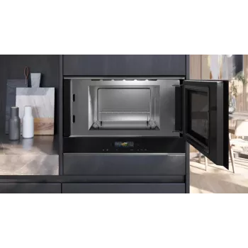 Siemens iQ700 BE732R1B1 Φούρνος μικροκυμάτων Μαύρο Συνδυαστικός φούρνος μικροκυμάτων Εντοιχιζόμενος 21 L 900 W