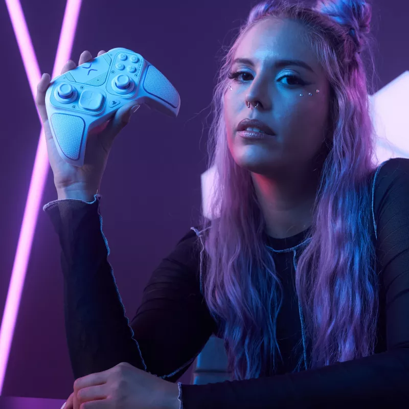 Gamepad VICTRIX 052-002-WH ενσύρματο & ασύρματο RF/USB, USB-C, 2000mAh, PC/PS4/PS5, Μωβ/Λευκό