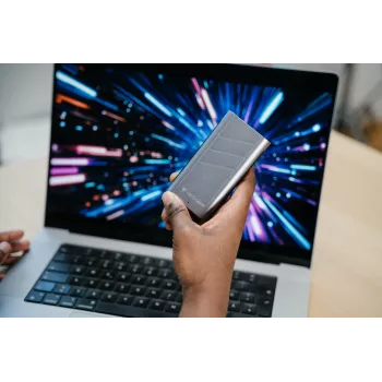 Verbatim TurboMetal SSD USB4 1TB USB Type-C USB4 Gen 2x2 ασημί