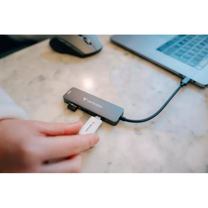 Verbatim USB-C Essentials multiport hub 4 θύρες: HDMI, USB-C PD, USB-A 3.2 Gen 1, USB-A