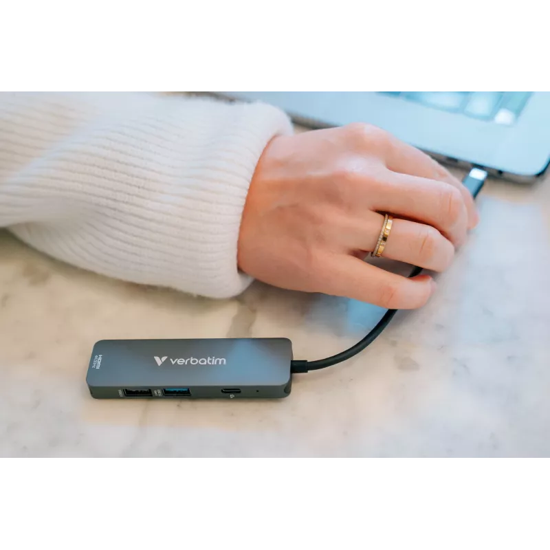 Verbatim USB-C Essentials multiport hub 4 θύρες: HDMI, USB-C PD, USB-A 3.2 Gen 1, USB-A