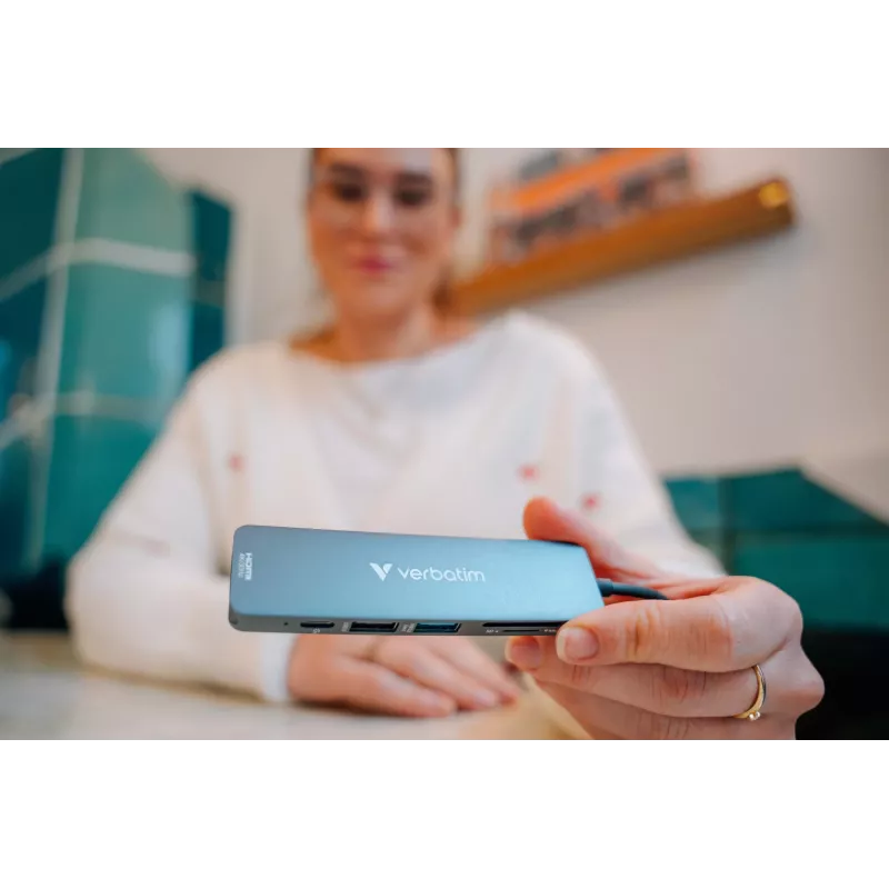 Verbatim USB-C Essentials multiport hub 6 θύρες: HDMI, USB-C PD, USB-A 3.2 Gen 1, USB-A, SD & microSD
