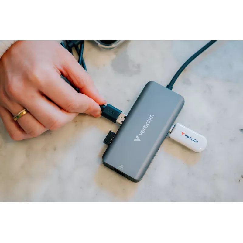 Verbatim USB-C Essentials multiport hub 6 θύρες: RJ45, HDMI, USB-C PD, 3 x USB-A 3.2 Gen 1