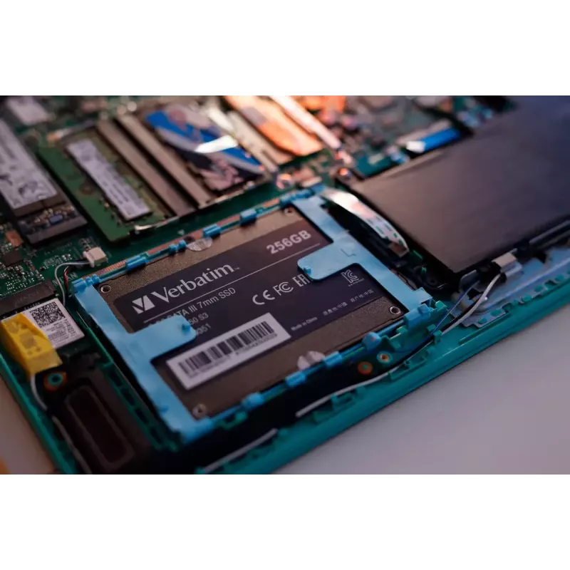 SSD δίσκος Verbatim 256GB 2,5 ίντσες SATA Vi550 S3