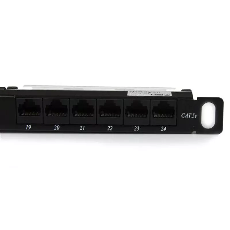 StarTech.com Patch Panel 24 Port 0.5U Cat5e – RJ45 Ethernet Rackmount Cat 5e 110 Patch Panel
