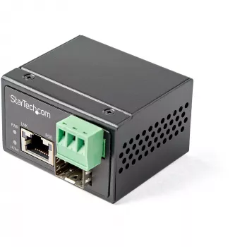 StarTech.com PoE+ Βιομηχανικός Μετατροπέας Μέσων Οπτικής Ίνας σε Ethernet 30W - SFP σε RJ45 - Singlemode/Multimode Οπτική Ίνα σε Χάλκινο Gigabit Ethernet - Mini/συμπαγές μέγεθος - IP-30/ -40 έως +75°C