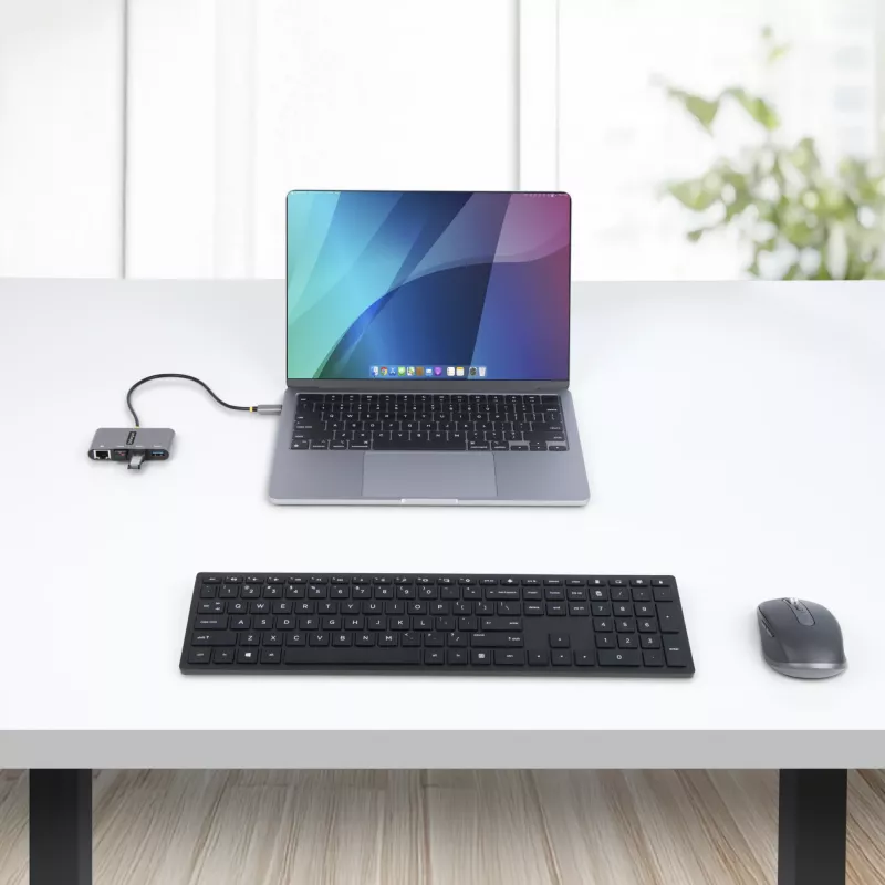 StarTech.com hub USB-C 3 θυρών με Ethernet - 3x USB-A - Gigabit Ethernet - USB 3.0 5Gbps - bus-powered - καλώδιο host USB Type-C 1ft/30cm - GbE - φορητό hub USB-C σε USB-A